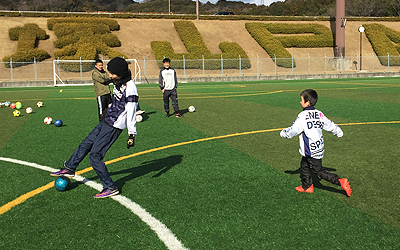 小坂井FC 弟1回 RAPAZサッカースクールの様子③